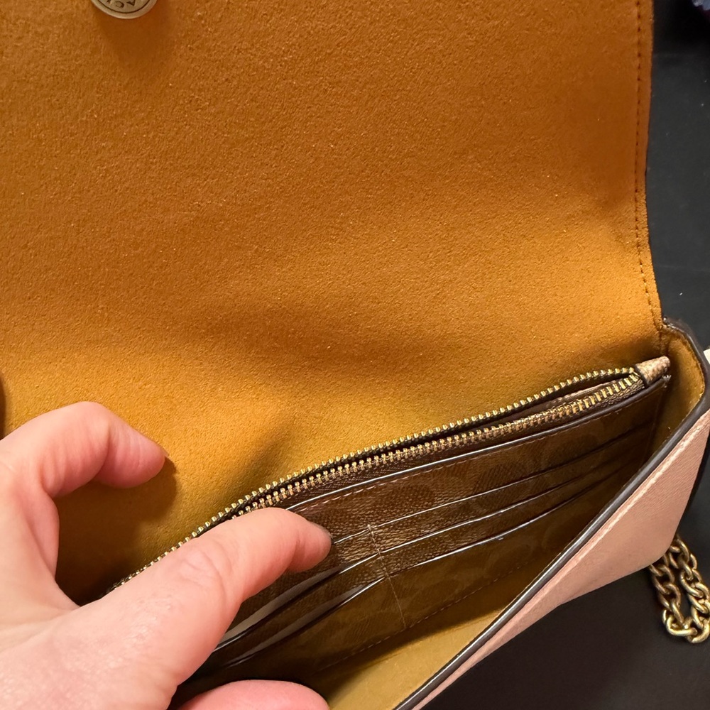 NEW COACH Mila Crossbody Bag - Picture 3 of 3